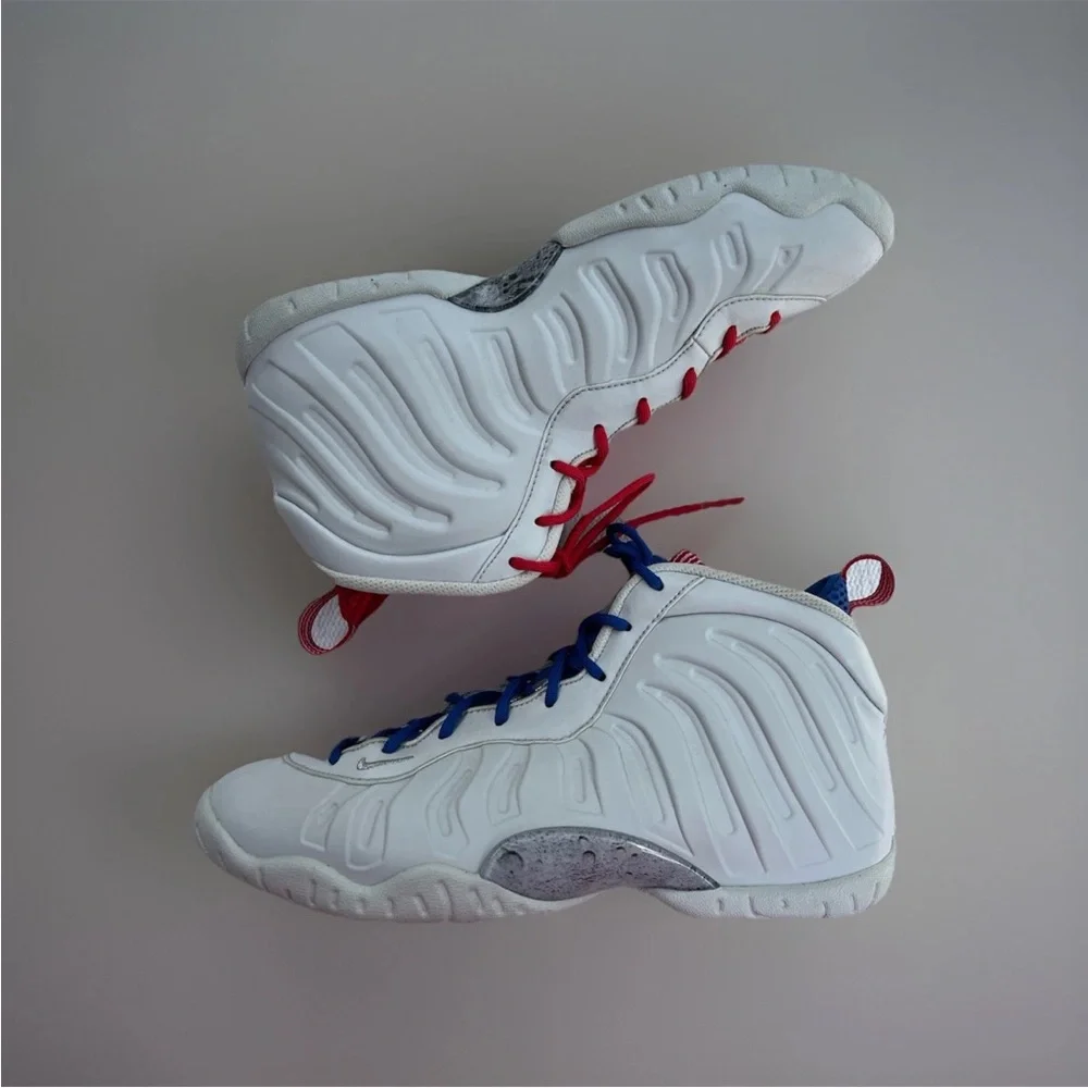 Nike Little Posite One Moon Basketball Shoes Sneakers Youth Size 6.5 White